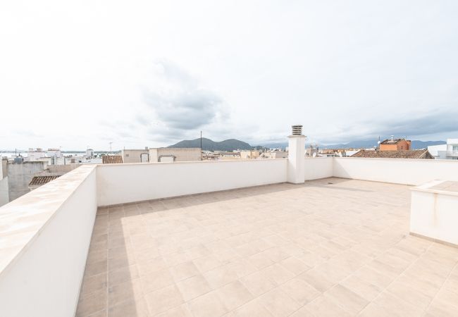 Ferienwohnung in Alcúdia - 3872 ÁTICO CON SOLARIÚN Y VISTAS AL MAR Ferienwohnung in Alcúdia - 3872 ÁTICO CON SOLARIÚN Y VISTAS AL MAR