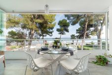 beachfront apartment 